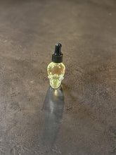 Load image into Gallery viewer, Skull Tattoo Shine Oil 10 mL